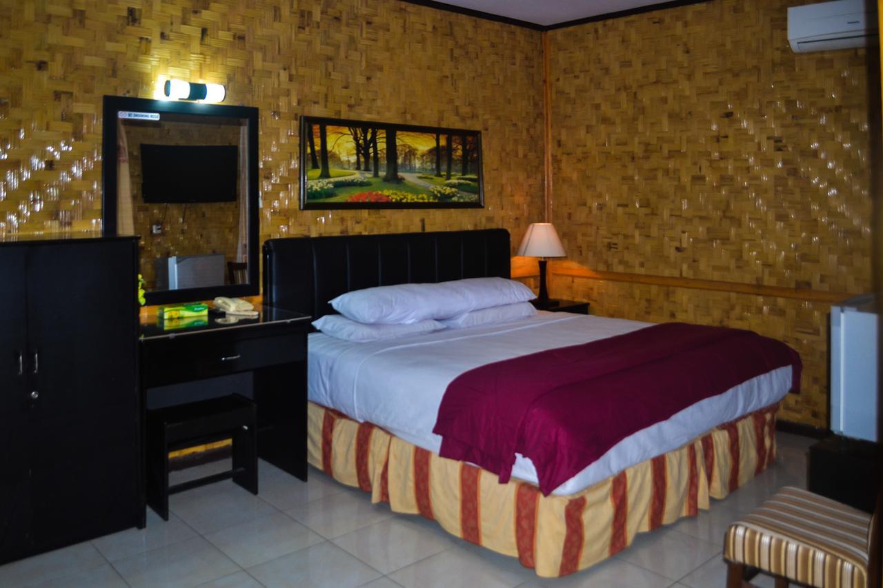 Hotel Indra Toraja Рантепао Екстер'єр фото